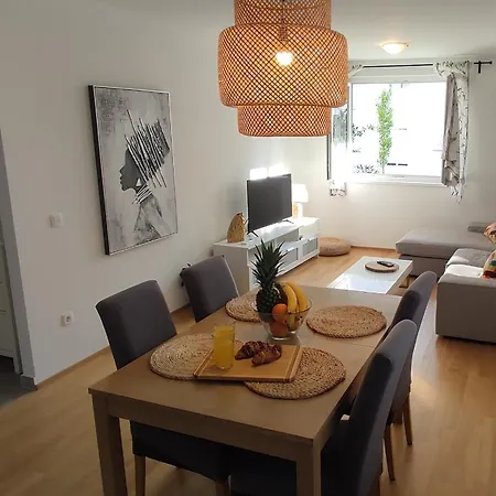 With Parking Space - 21550 Апартаменты