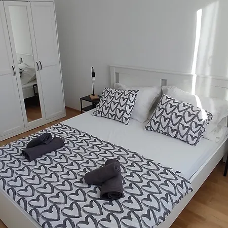 With Parking Space - 21550 Apartment *